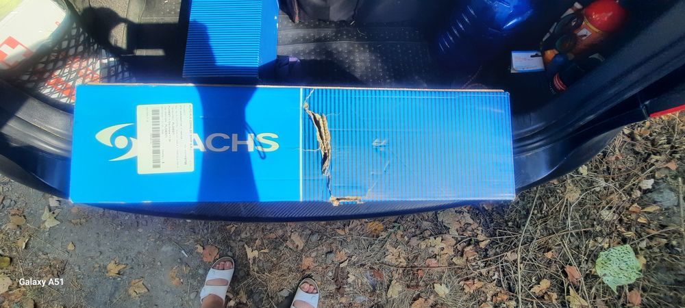 Vând amortizoare fata Sachs