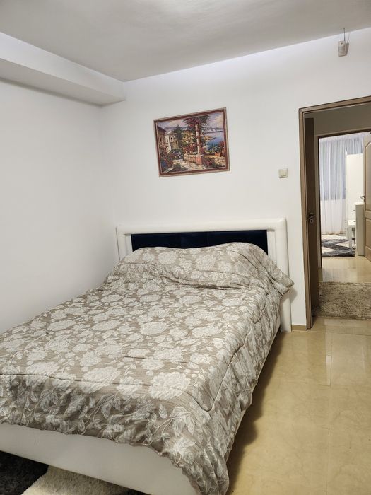Ofer spre inchiriere apartament cu 3 camere Dimitrie Cantemir