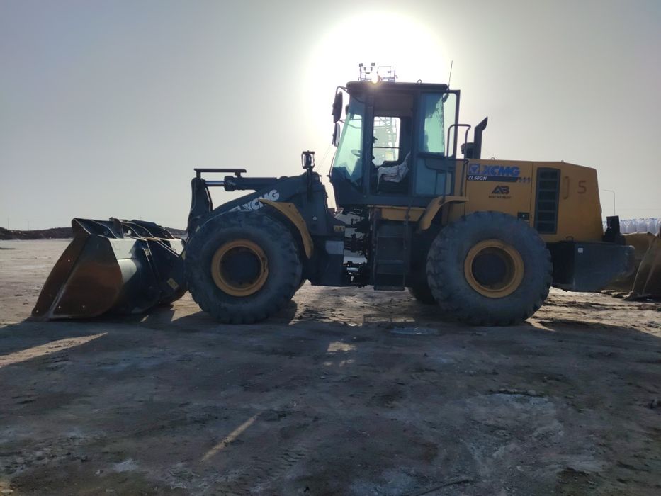 Фронтальный погрузчик XCMG ZL50GN