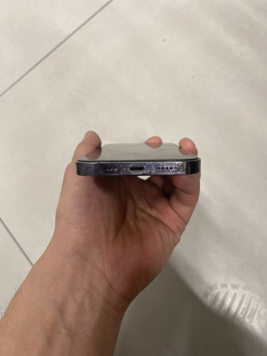 Продам срочно в течении 2часов iPhone 14 pro