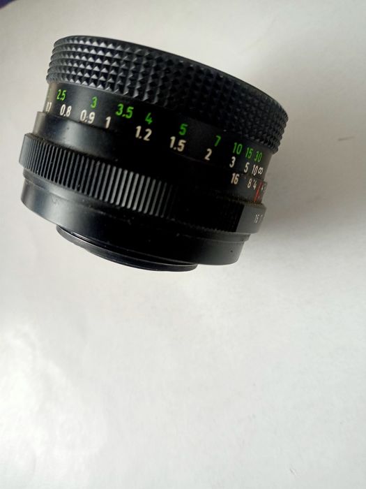 Фотоапарати и други ретро предмети.