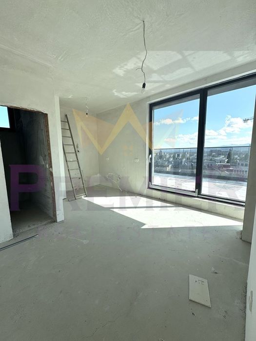 Продава се Тристаен апартамент в София, Полигона - 241 кв.м за 1702 €/кв.м - Снимка #9