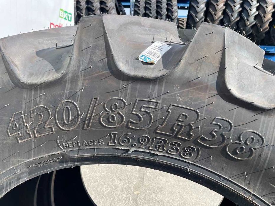 BKT AGRIMAX 420/85R38 Cauciucuri de tractor spate 16.9-38