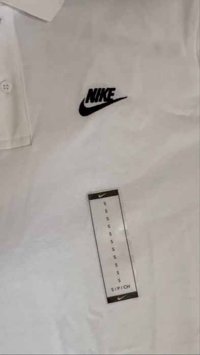 Tricou Alb Nike nou cu eticheta Vand Urgent!!