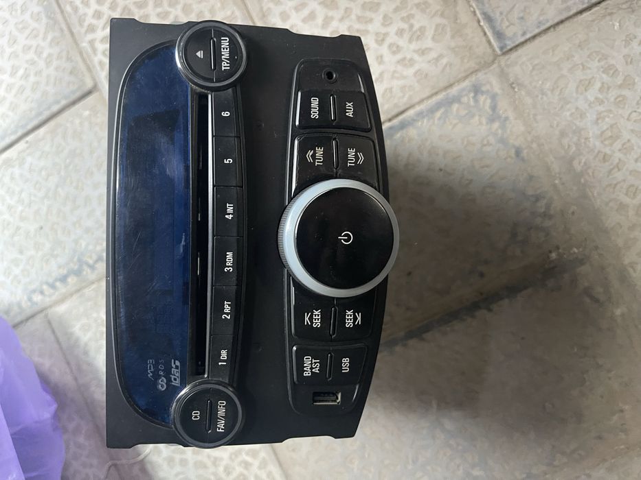 Продам магнитолу спарк