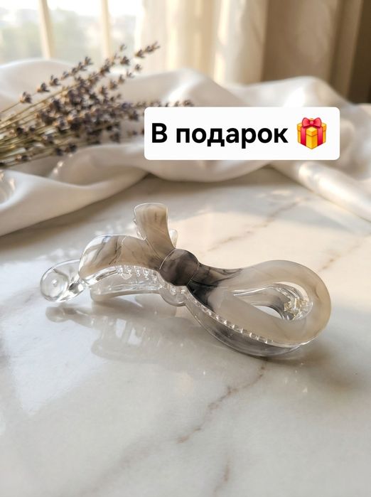 Женская бордовая сумка через плечо отличного качества как новая