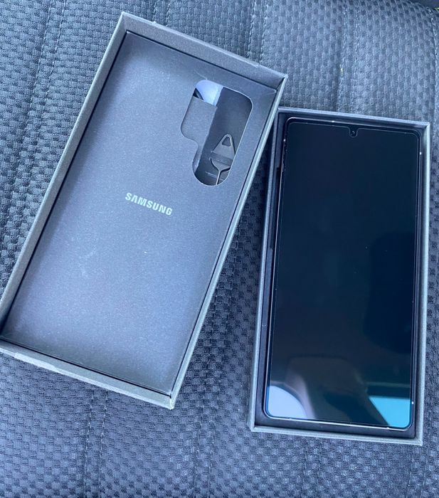 Samsung Galaxy S25 Ultra 256GB – ca nou, desigilat