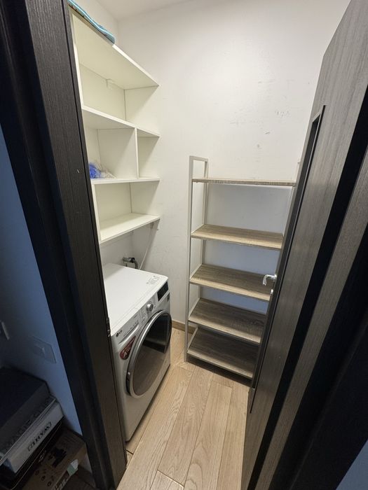 proprietar - inchiriez apartament 3 camere + loc parcare privat