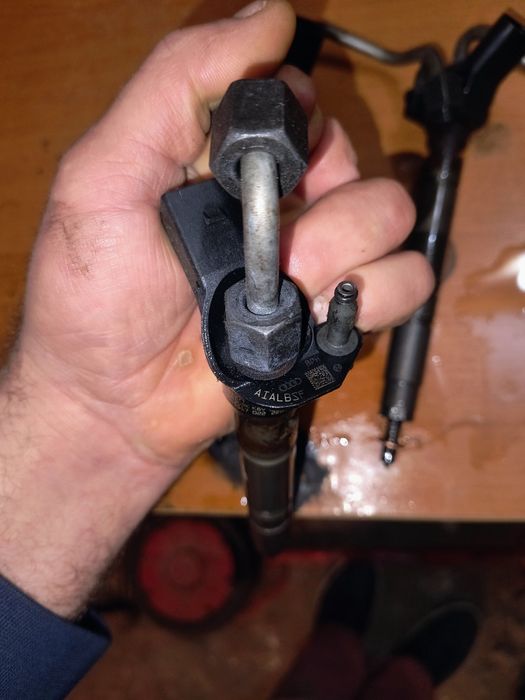 Injectoare Audi A6 an 2014 motor 3000v6 clab