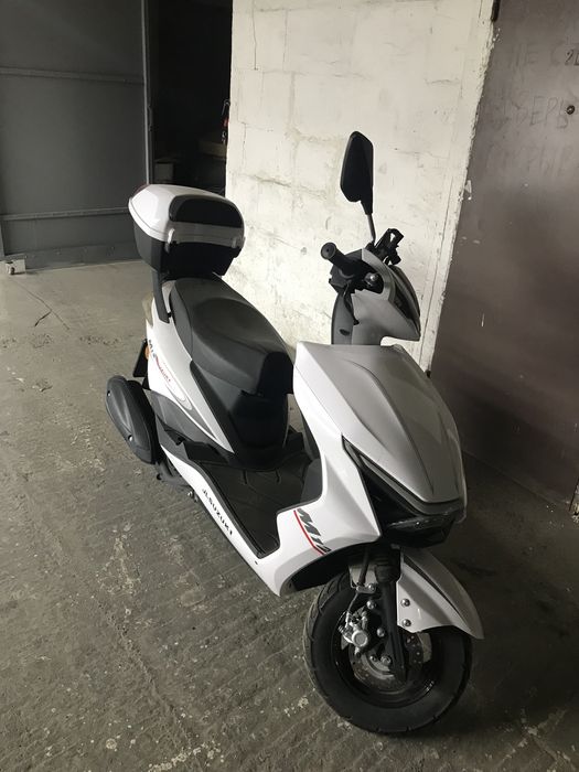 Продам скутер м12 125куб