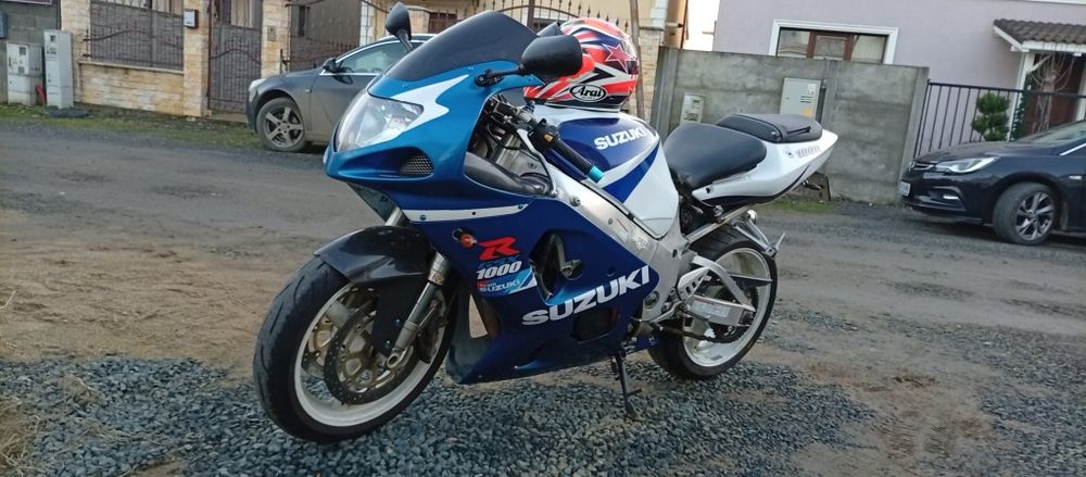 SuzukiI GSX-R 750 SRAD