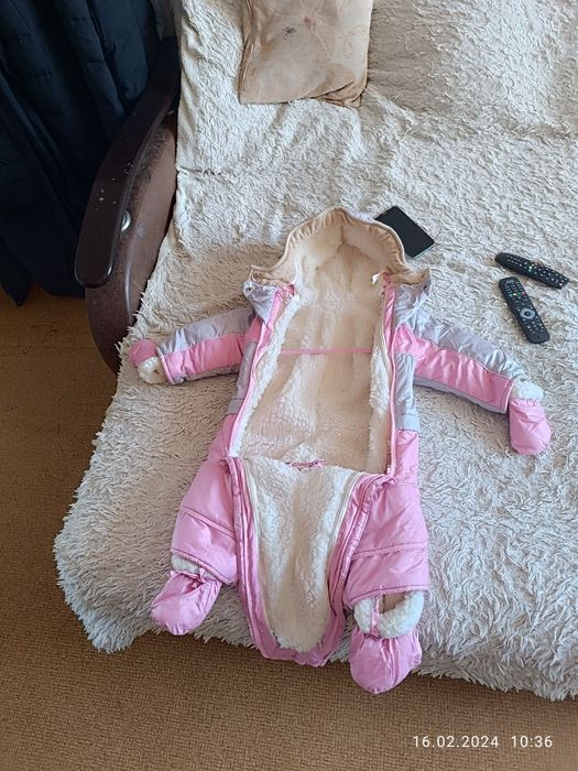 Продам детский комбинезон