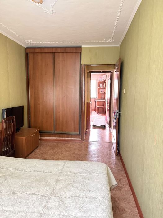 Продаем 3х квартиру на площади Ордабасы