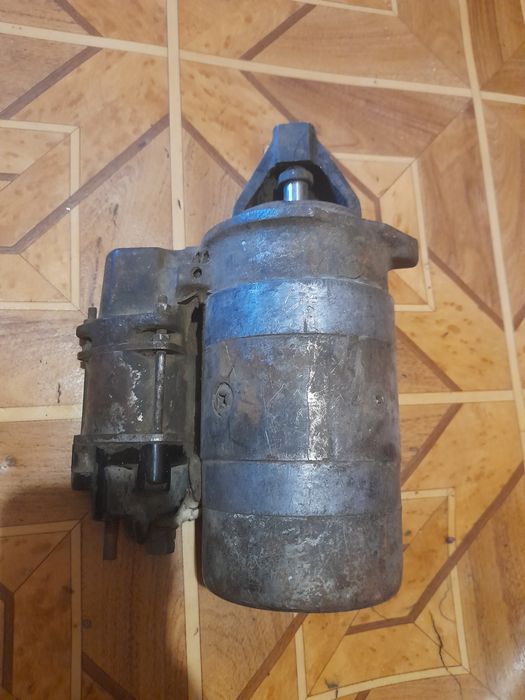 Продам:Стартер на жигули