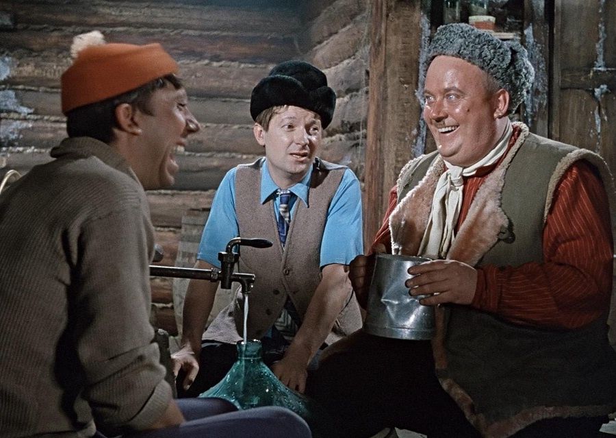 Болванки ДВД,сумки для дисков,фильмы музыка игры скачаю и залью