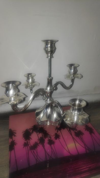 Подсвечник продам