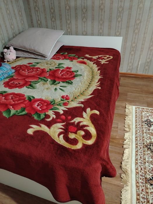 Продам двух спальню кровать