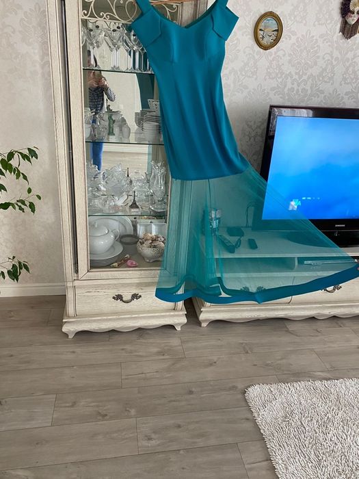 Платье вечернее для мероприятий