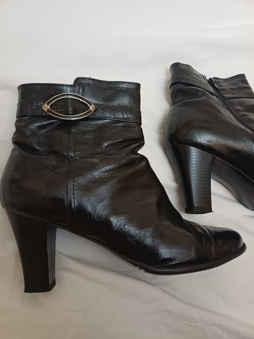 Botine piele lacuita 40