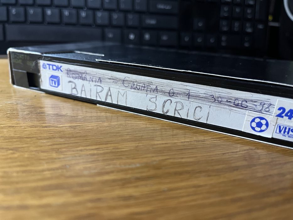 Casete video sport, Ceaușescu 1986, nunti, manele, publicitare