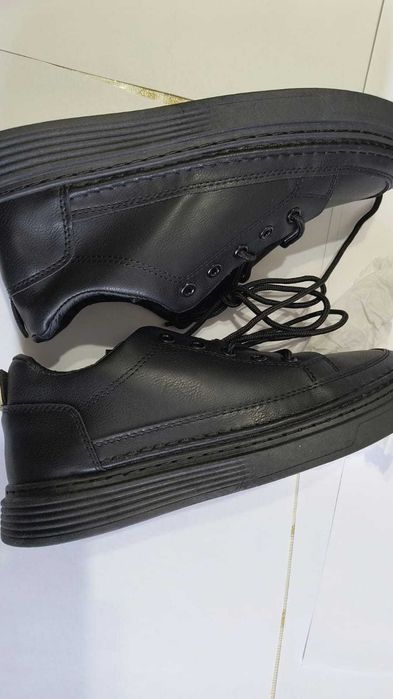 Продается туфли мужская