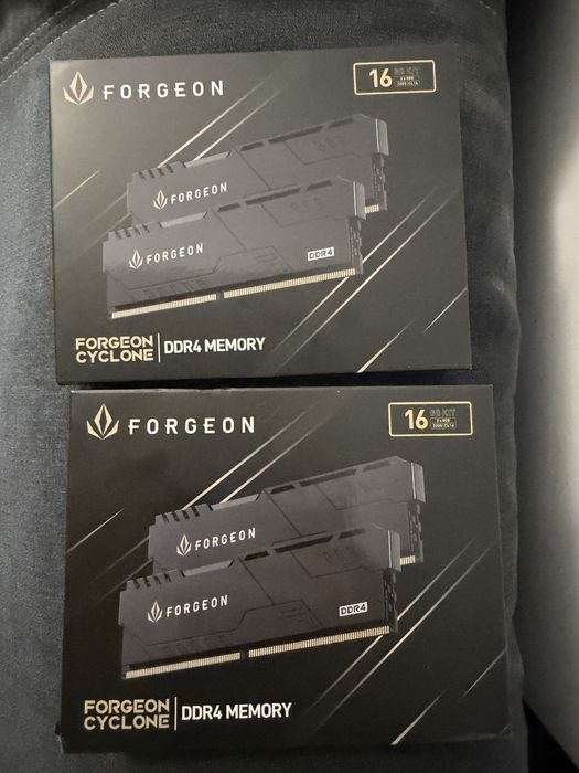 [SIGILAT] KIT 32GB RAM DDR4 Desktop PC Gaming 3200MHz cu Heatsink