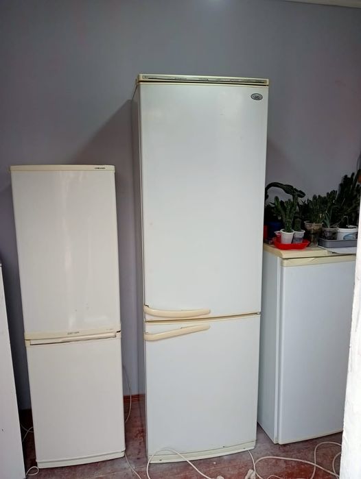 Продам холодильник