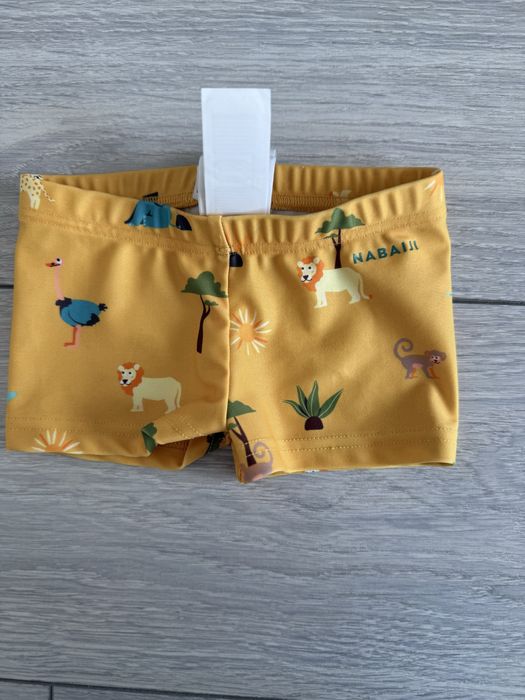 Бански бебе с UV защита