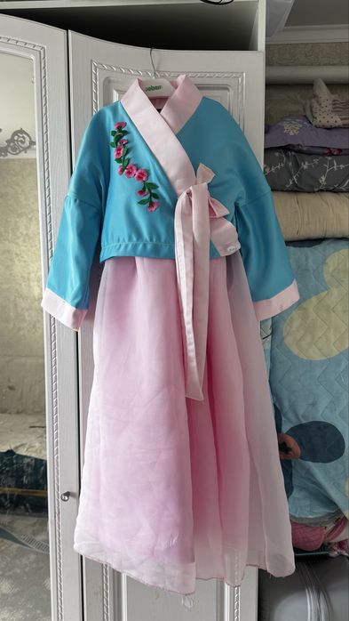 Корейски платье в аренду