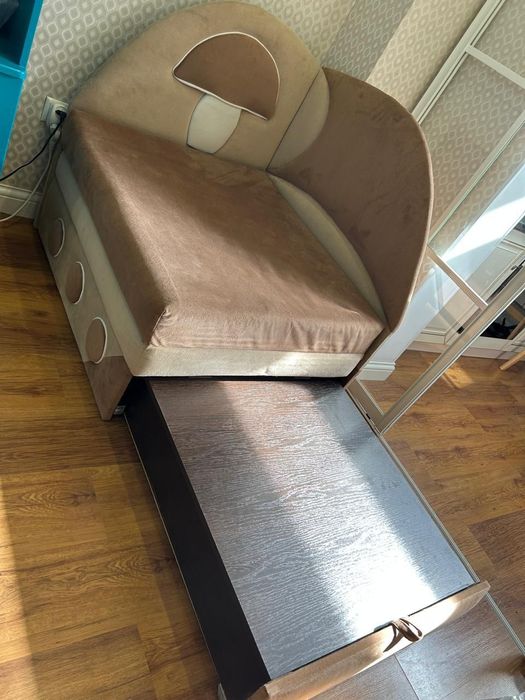 Продам уголок б/у