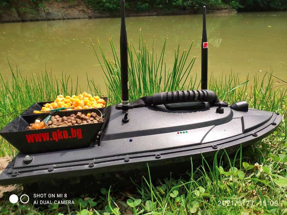 Лодка за захранка + тунинг по ваш избор