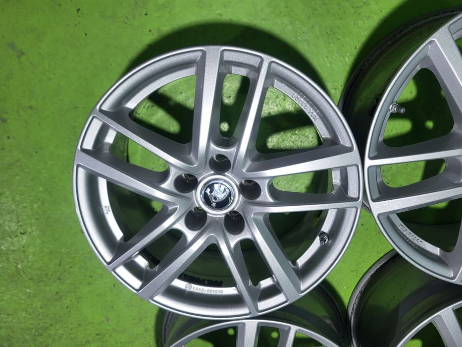 17 5x112 Skoda лети джанти 5х112 шкода
