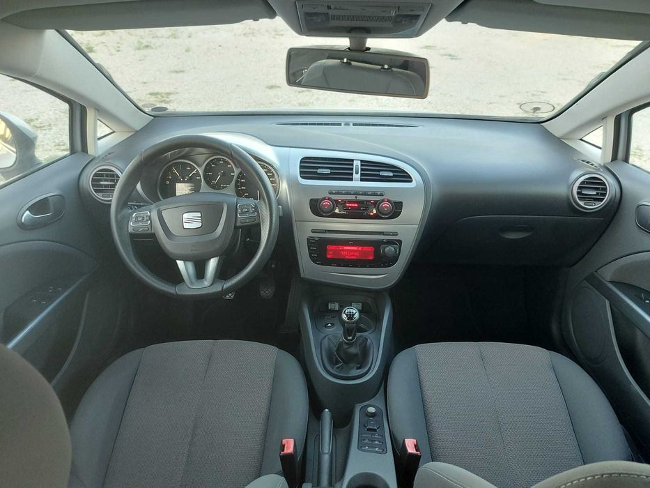 Seat Leon 2010 • 1.6 TDI EcoMotive • 77 KW / 105 CP • EURO 5
