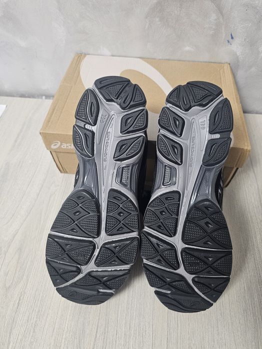 Asics Gel Nyc Black