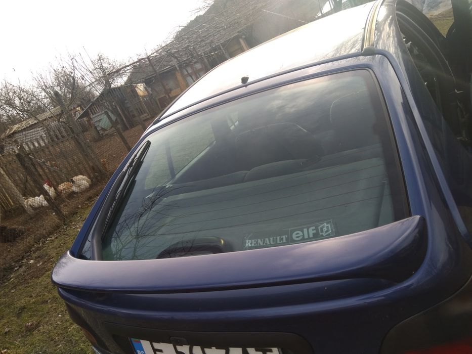 Рено Меган  1.6е