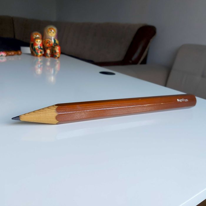 Creion uriaș suvenir lemn comunist Neptun 41 cm – Vintage Epoca de Aur RSR