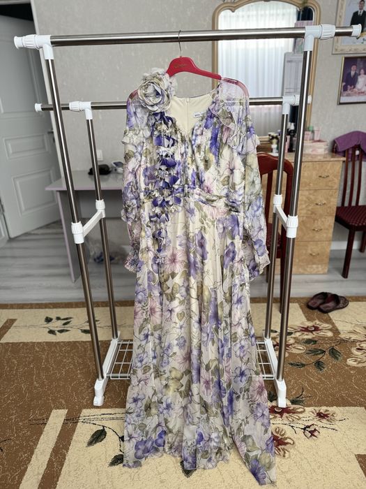 Вечерние платья