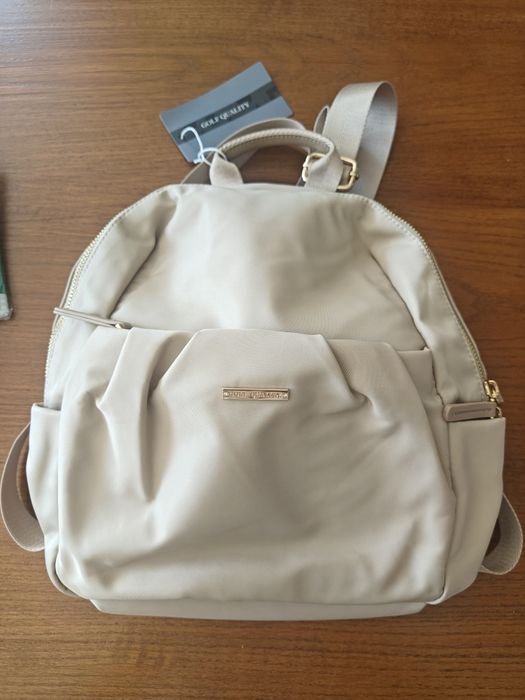 Градска раница Golf Quality в бежово. Нова!