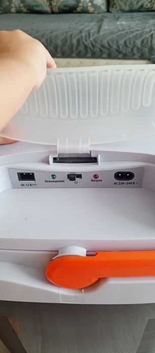 Продам автомобильный холодильник