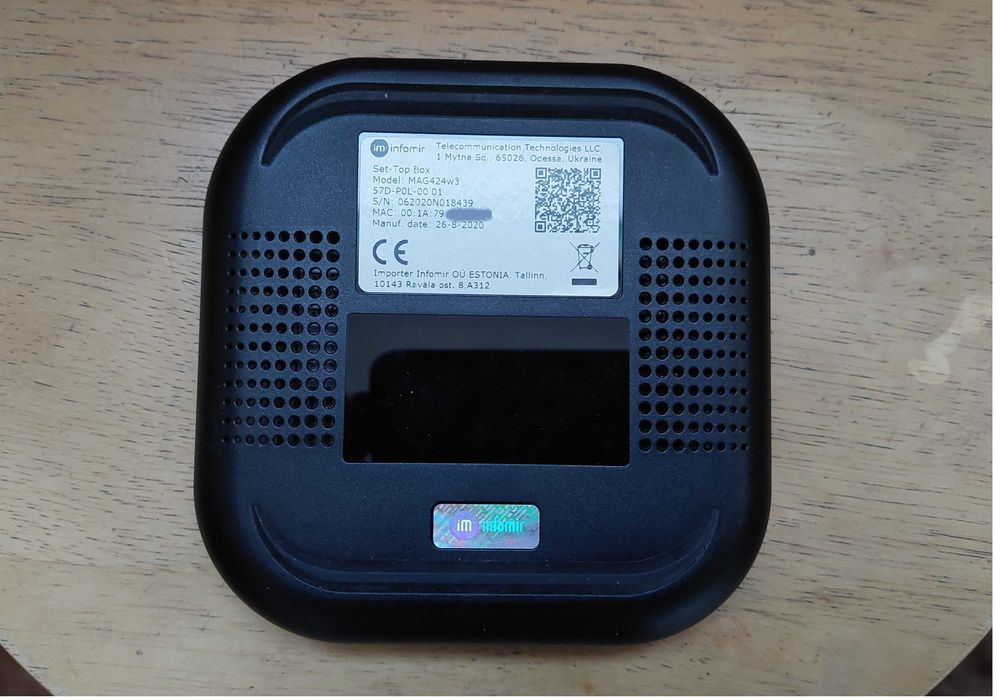 IPTV Set-Top Box MAG 424w3