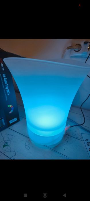 Frapiera cu boxa și luminii