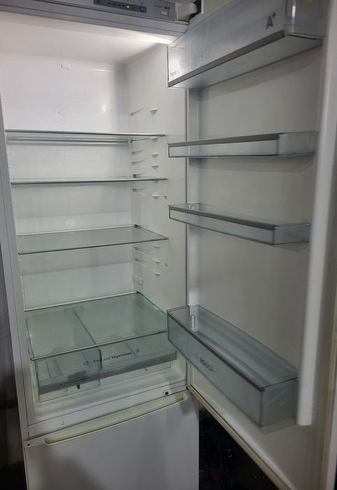 Продам холодильник Bosch