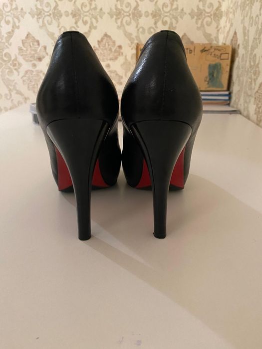 Каблуки, туфли хорошие б/у