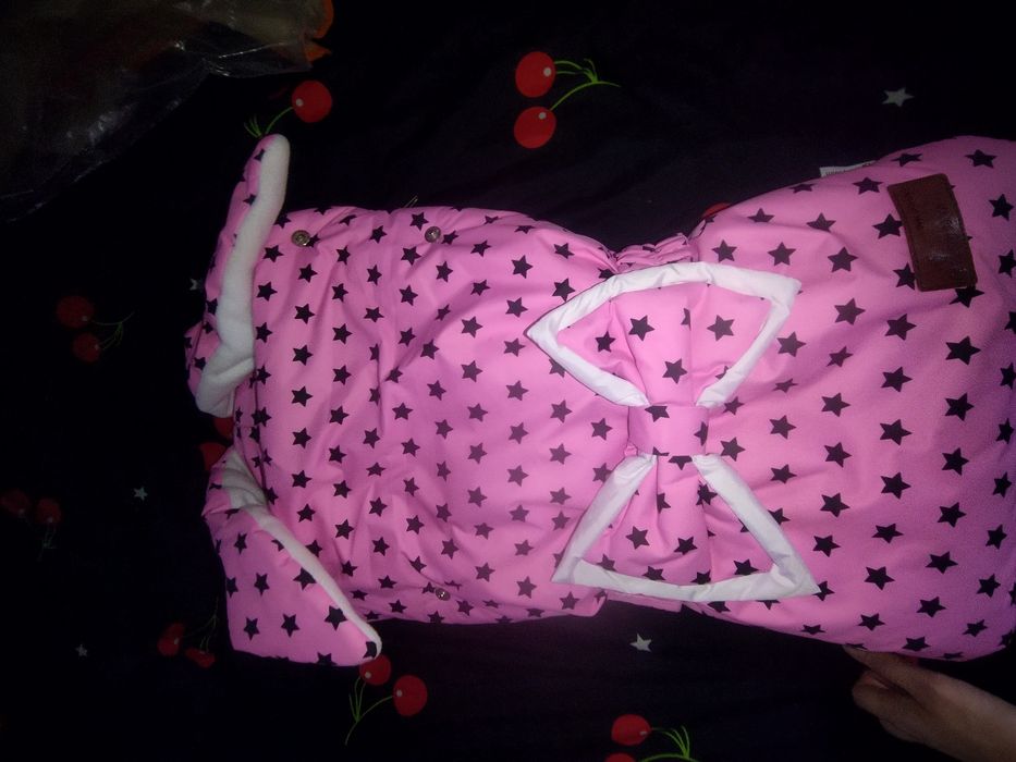 Продам конверт на выписку девочка