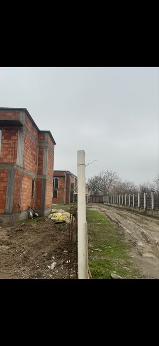 Case de vanzare Slatioara