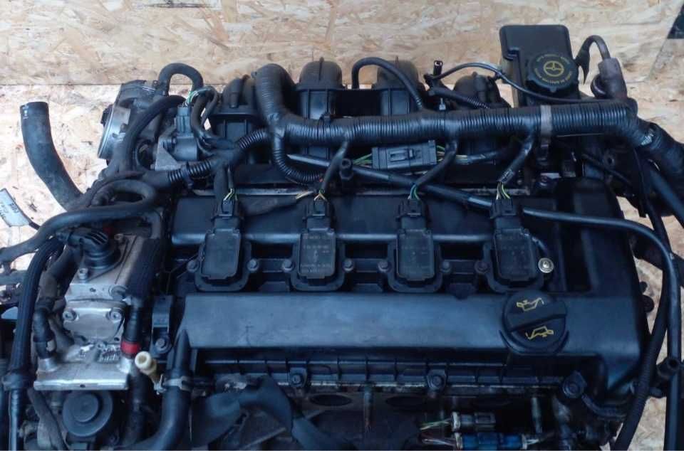 Двигатель 1.8 (CFBA) Ford Mondeo 3, (Форд Мондео) в навесе привозной.