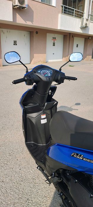 Продавам скутер Suzuki Address 110