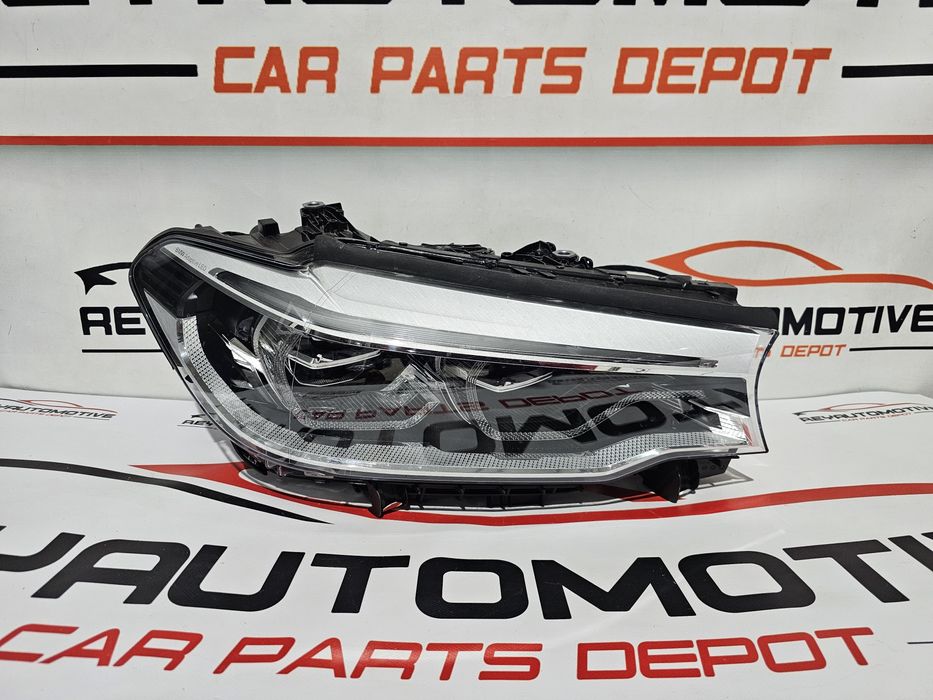 Far dreapta adaptive led Bmw Seria 5 G30 G31 dupa 2017 cod 7214962