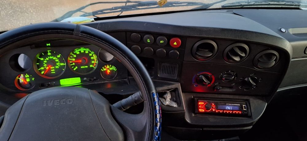 Vând Iveco Daily