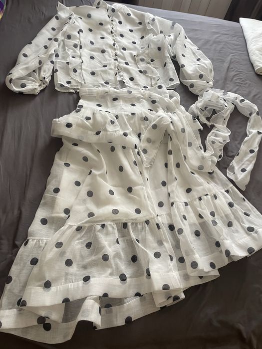 Костюм за всекидневието и за повод